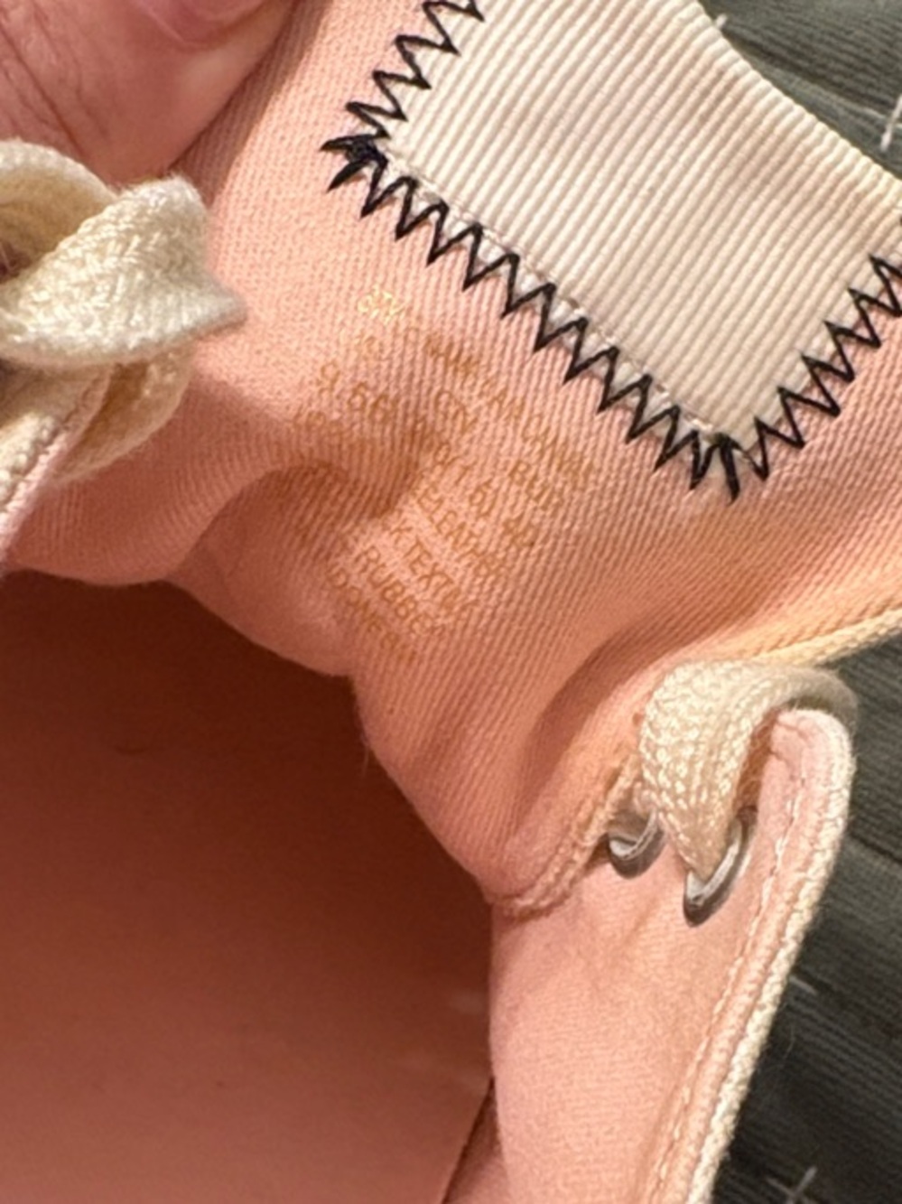Kate Spade Leopard Trim Cream Canvas Sneakers with Pink Interior Size 9.5 - Picture 2 of 7